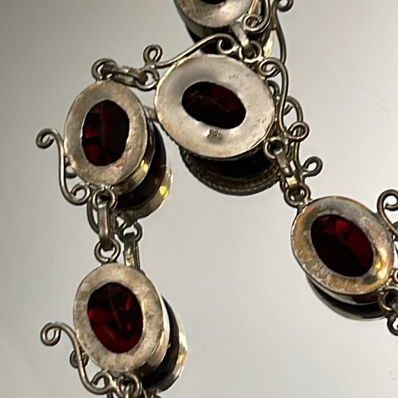 Fashionable Red Garnet Necklace - Picture 4 of 10